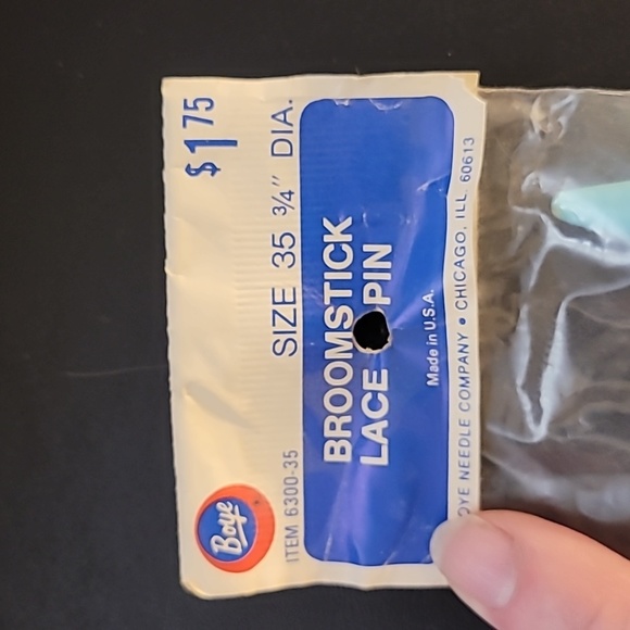 Boye Office Vintage Broomstick Lace Pin Poshmark